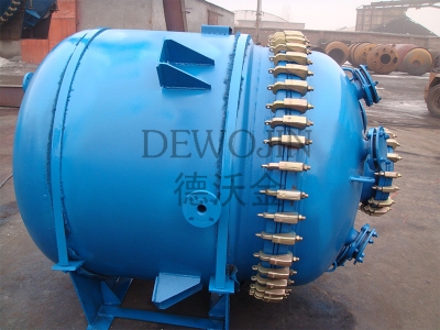 High-acid glass lined distillation tank